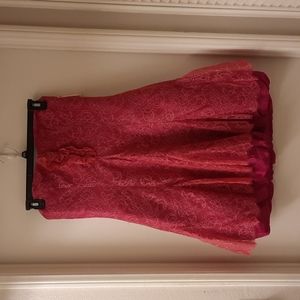 NWT, Phoebe Couture Strapless Bubble Hem Lace Dress